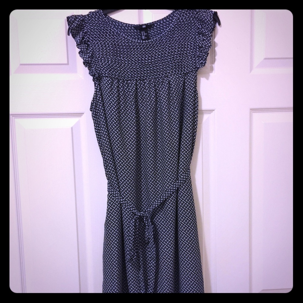 H&M lined dress size 10 with a belt.